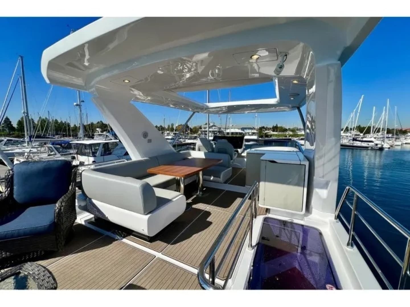 2024 Azimut FLY 60 - Image 23