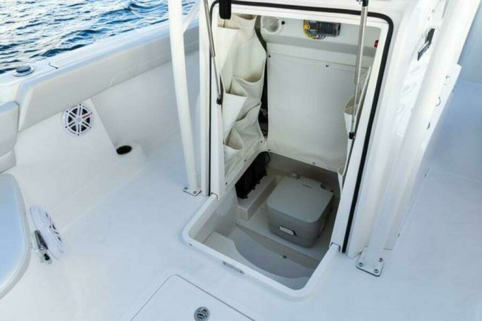 2023 Wellcraft 222F - Image 18