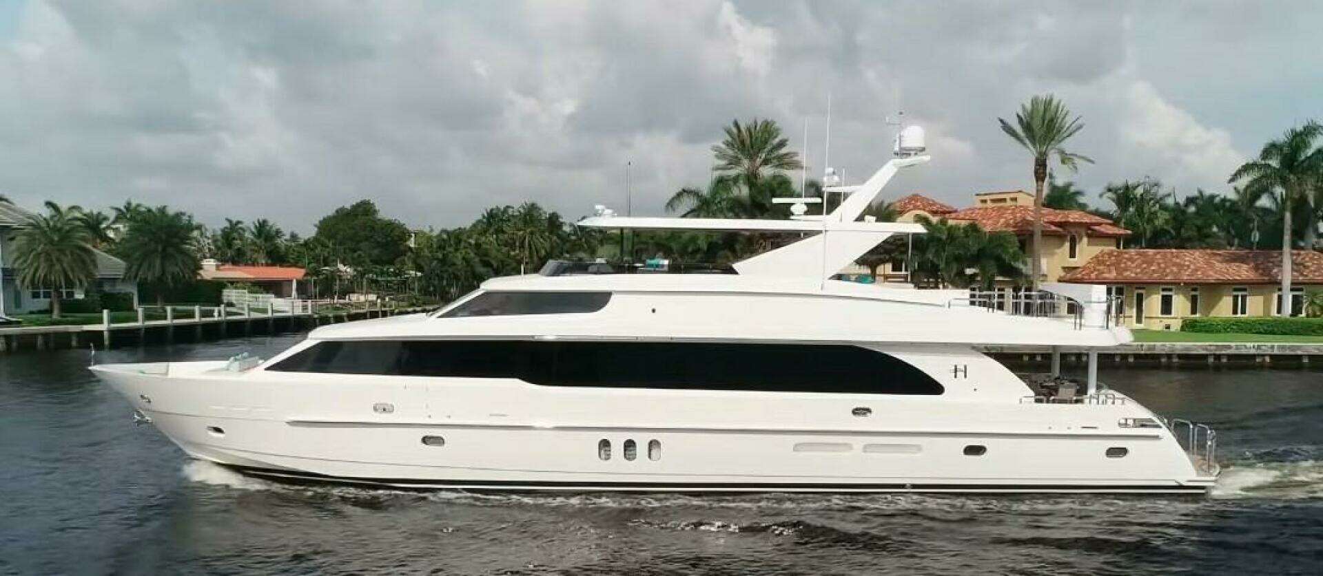 2017 Hargrave Raised Pilothouse - Image 2