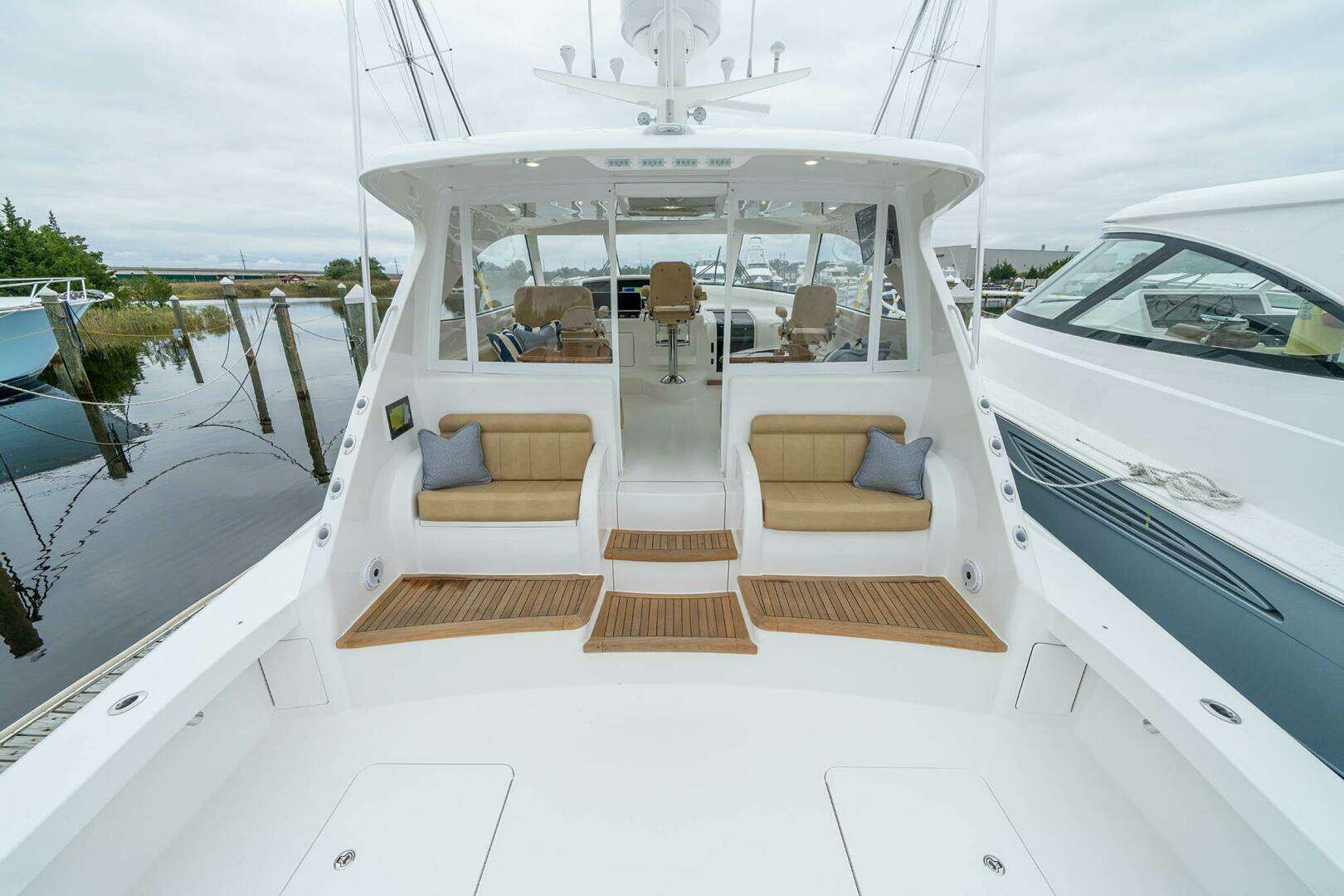 2027 Viking 54 Sport Coupe - Image 3