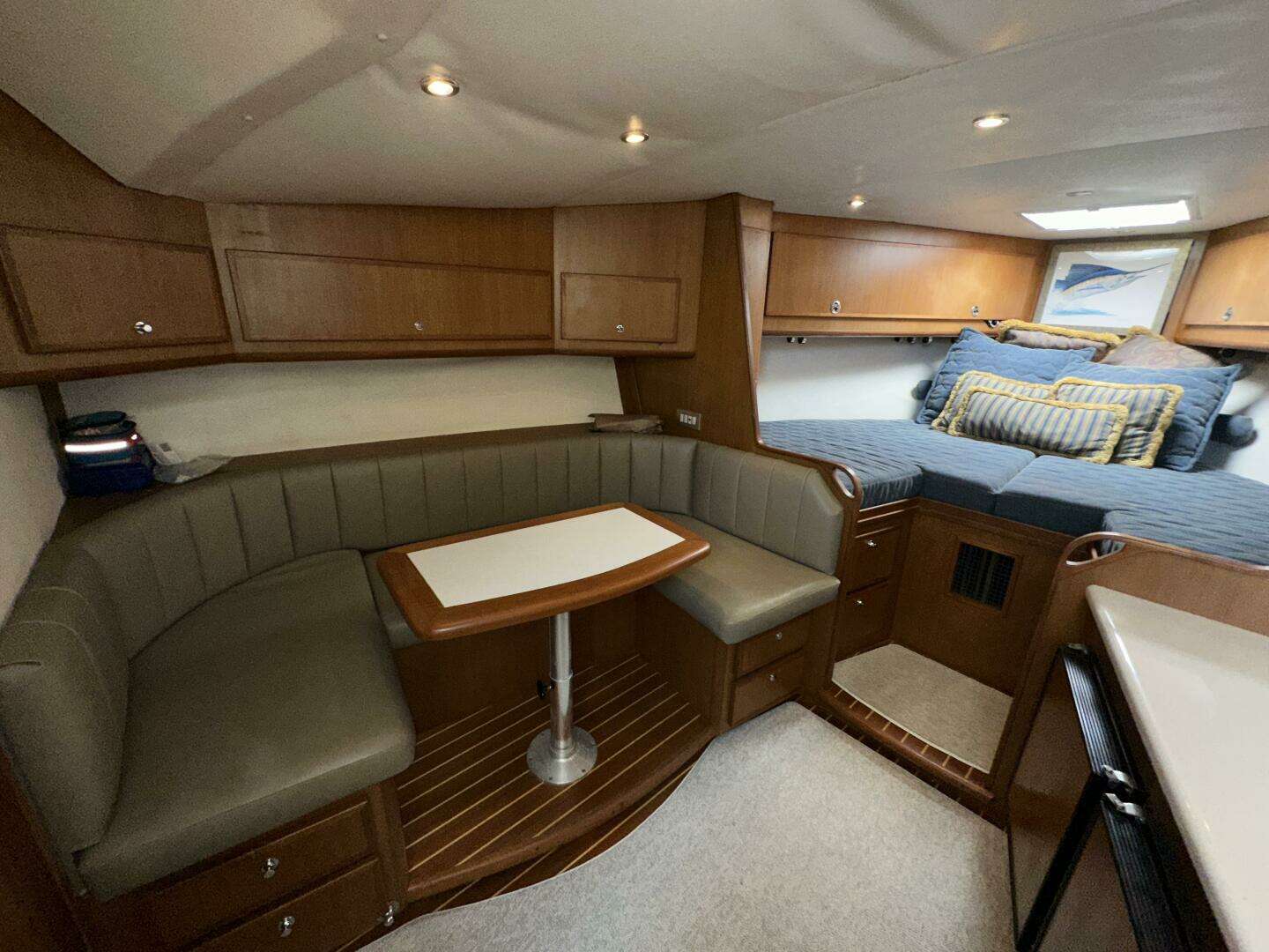 2007 Topaz 40 Express - Image 40