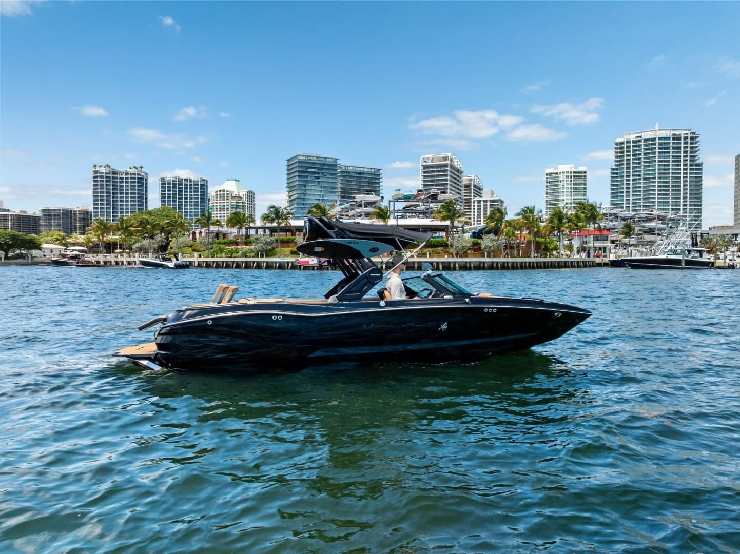 2024 Mastercraft X24 - Image 2