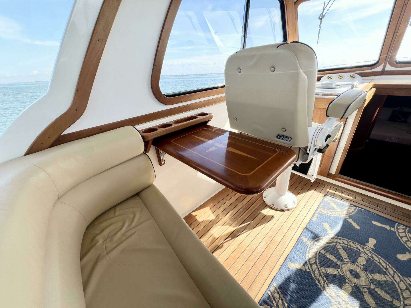 2006 Sabre 38 Hard Top Express - Image 18