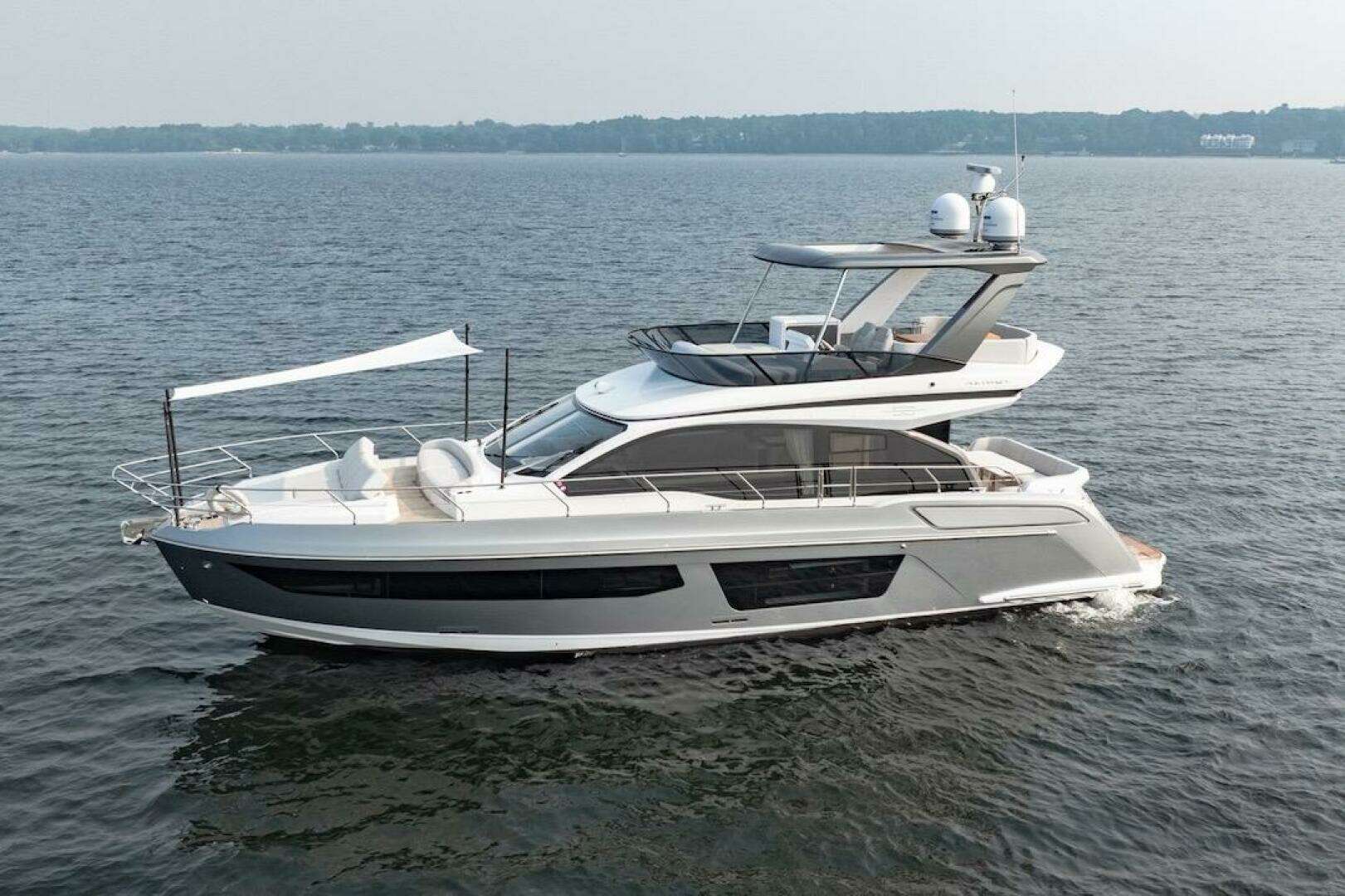 2023 Azimut Fly 53 - Image 9
