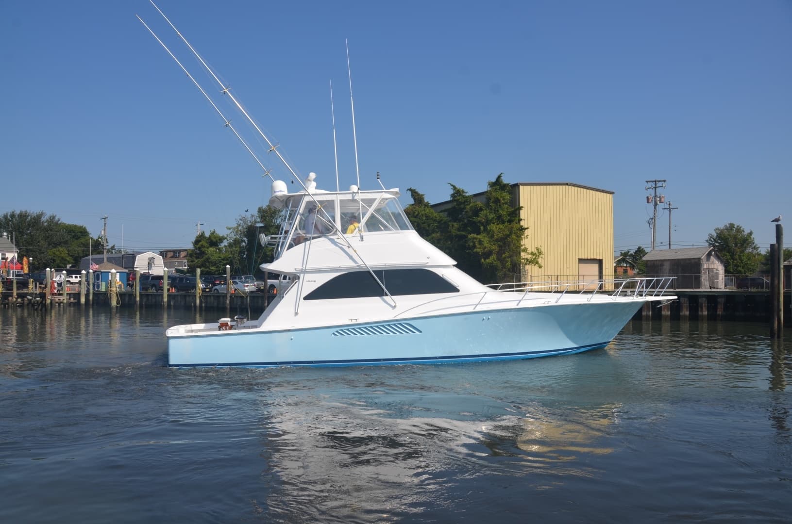 2003 Viking 52 Convertible - Image 3