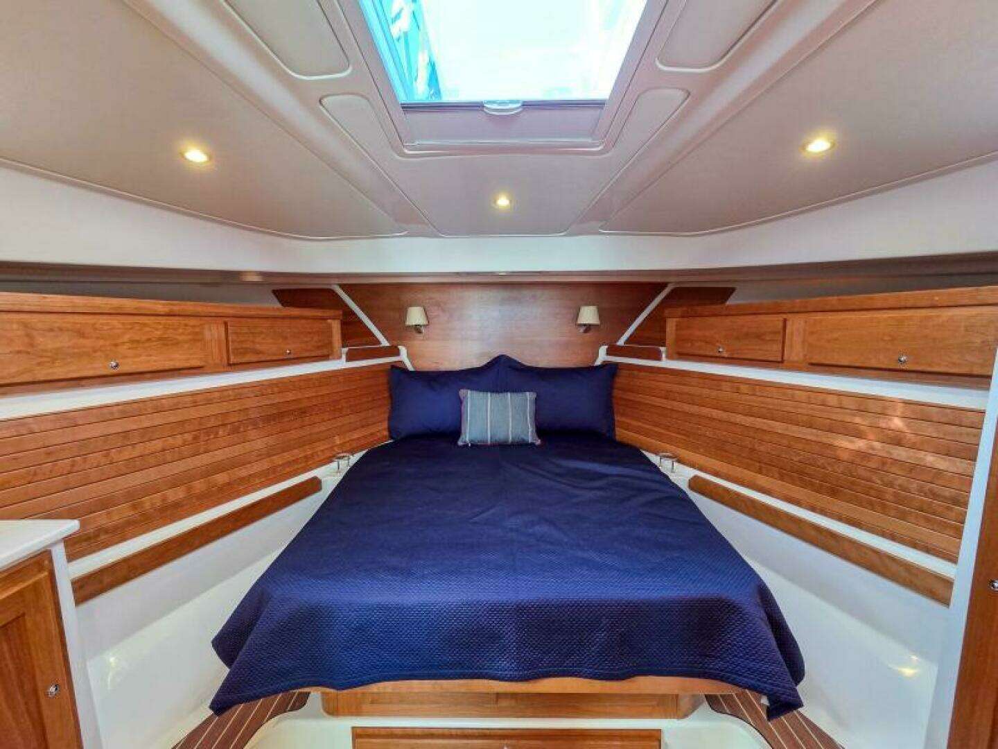 2027 Back Cove 412 - Image 31