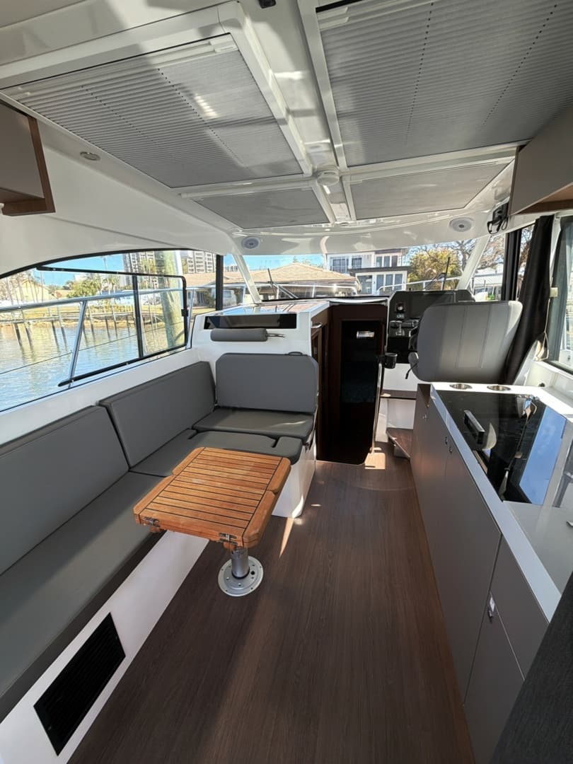 2023 Beneteau Antares 11 - Image 11