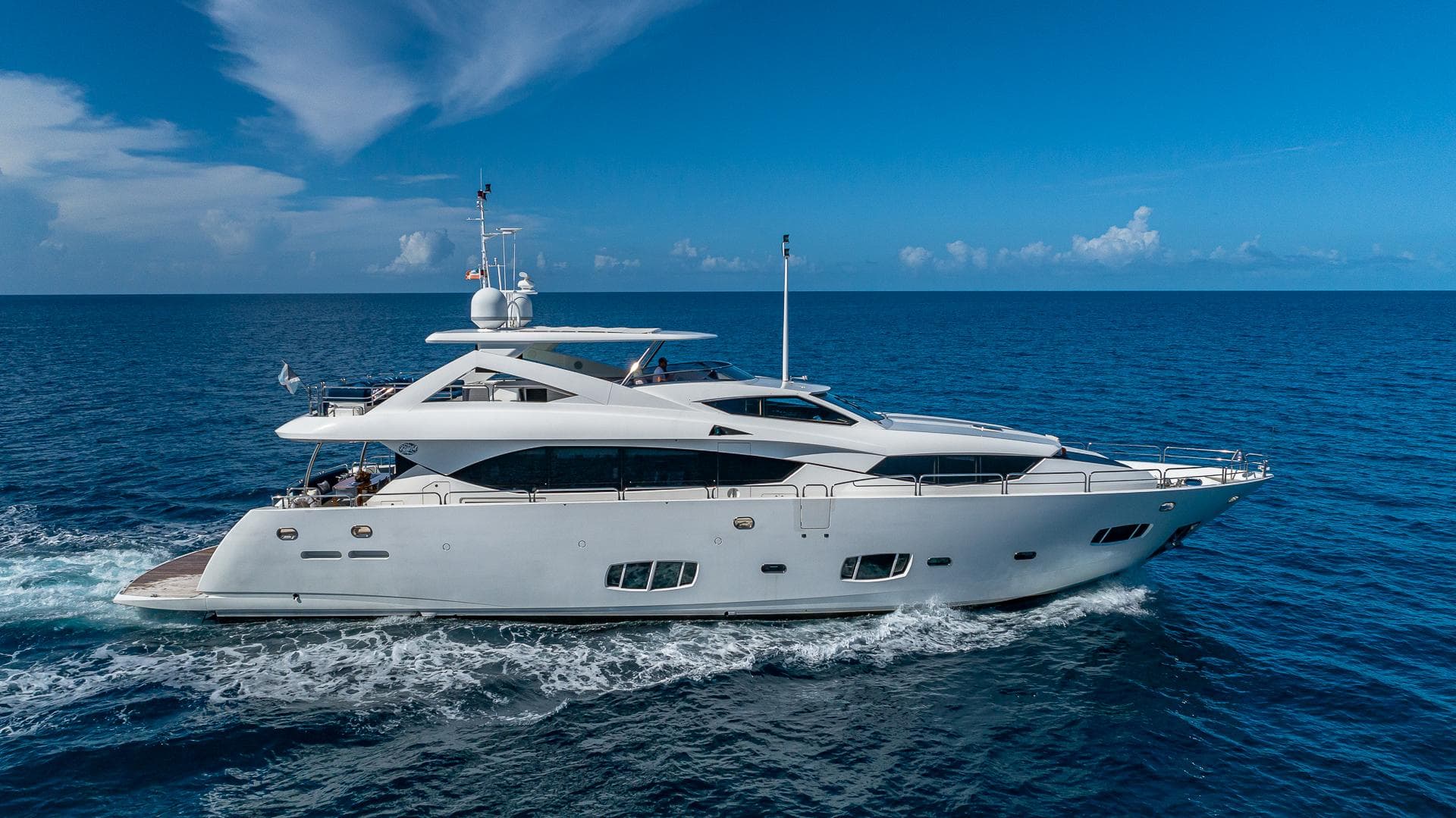 2010 Sunseeker 30 Metre Yacht