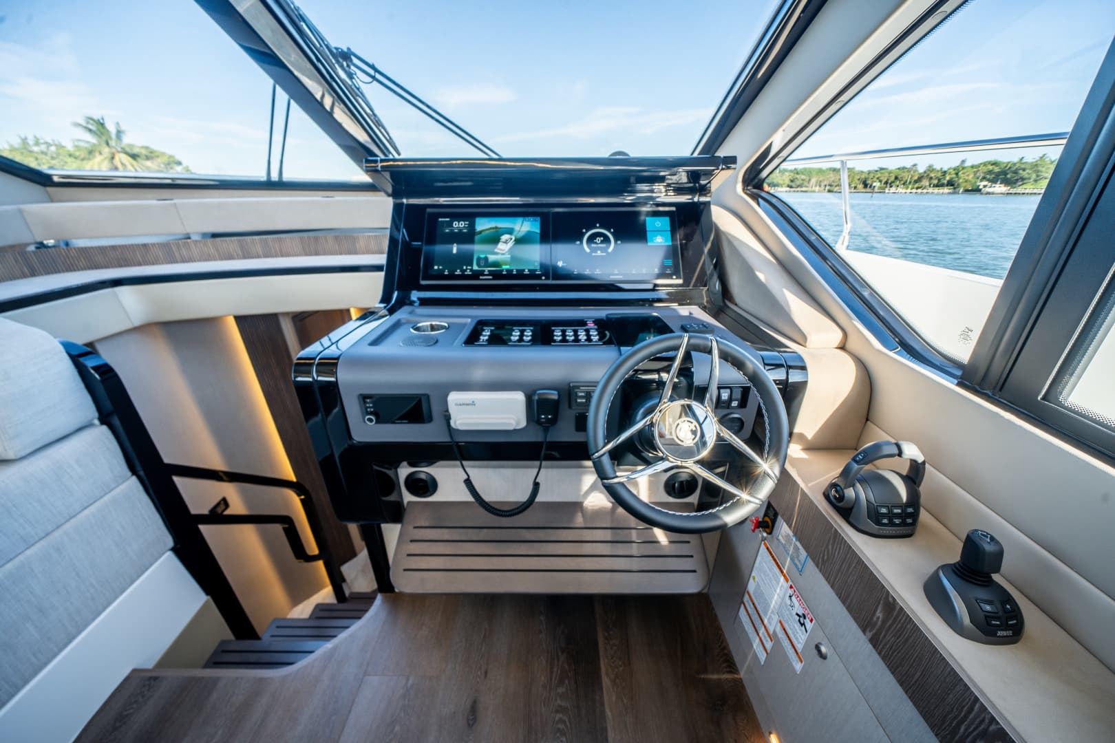 2026 Cruisers Yachts 57 FLY - Image 32