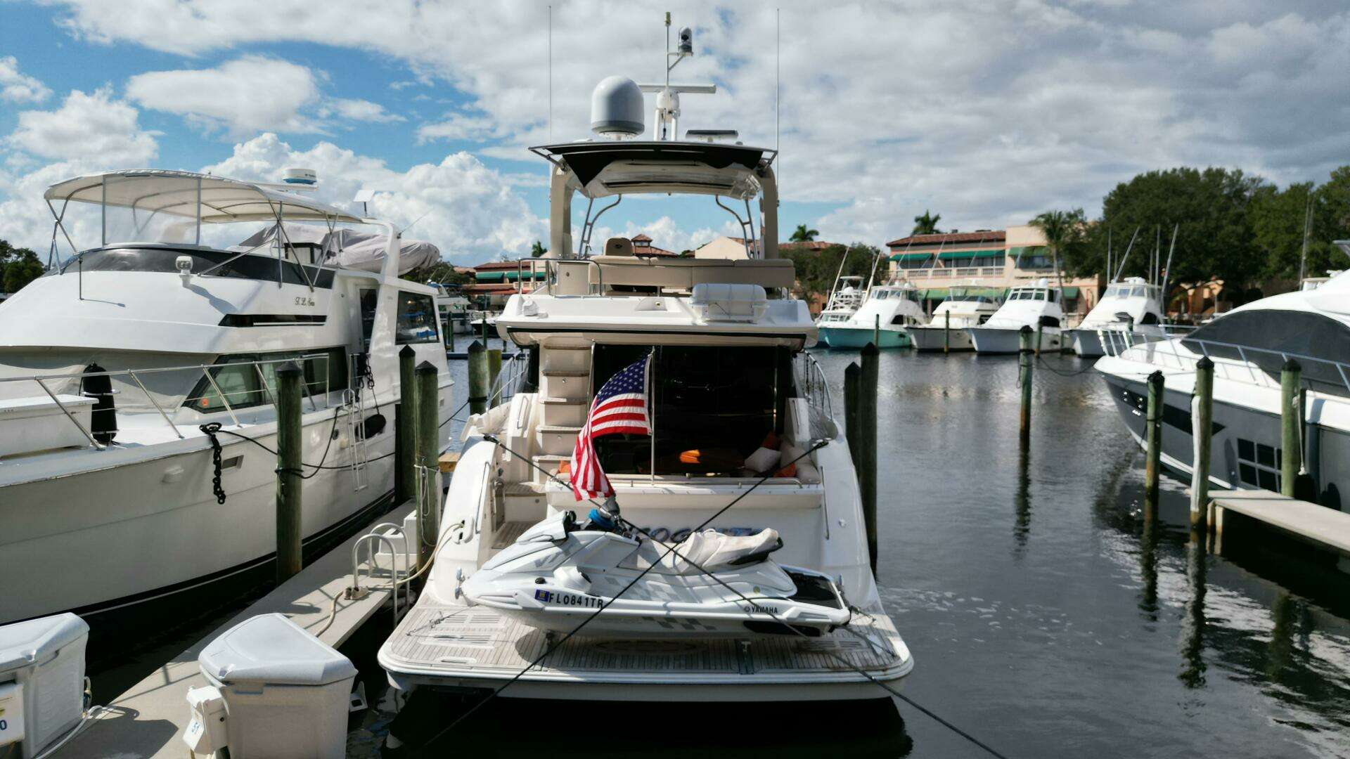 2016 Sea Ray L590 Fly - Image 19