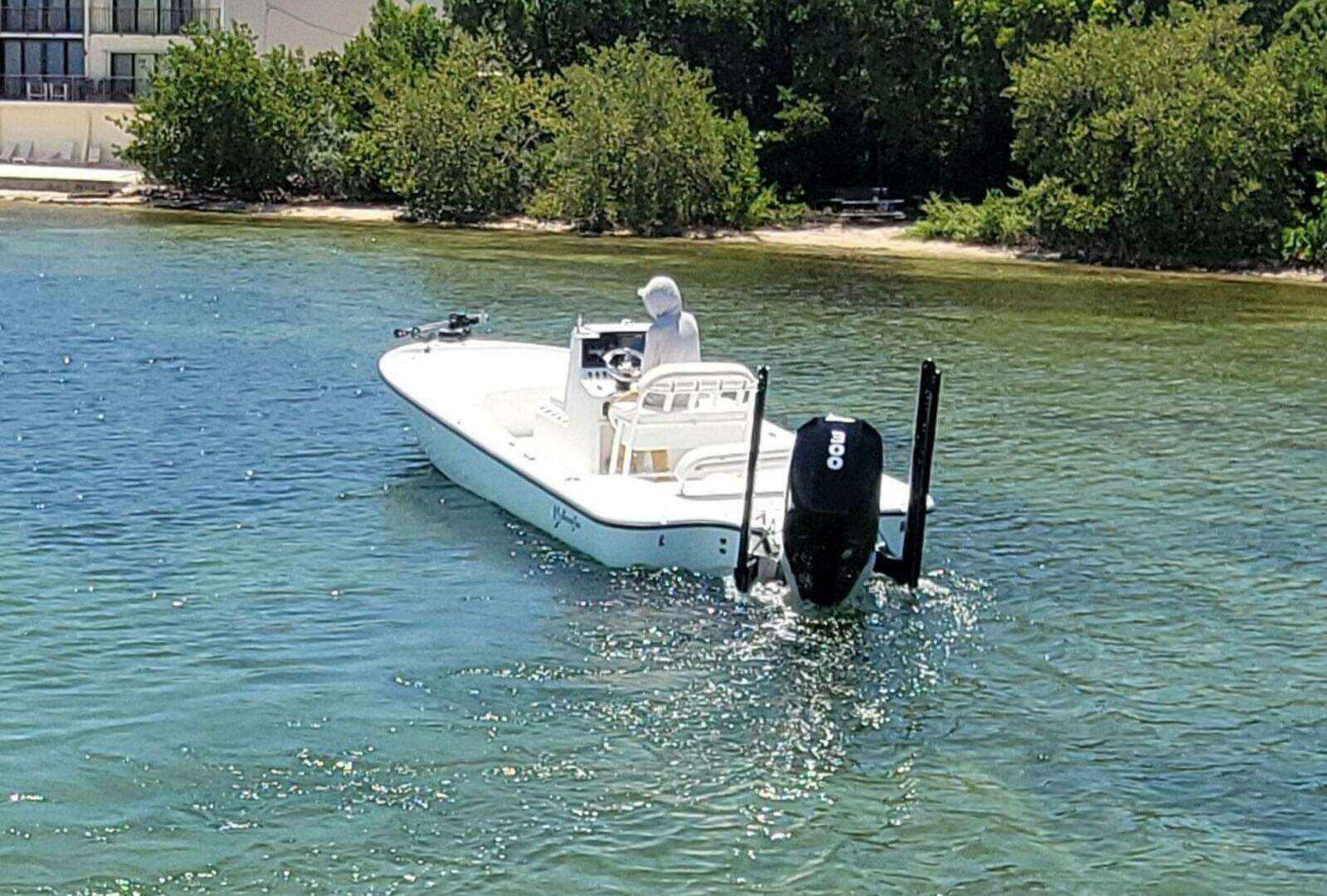 2016 Yellowfin 24 Bay - Image 9