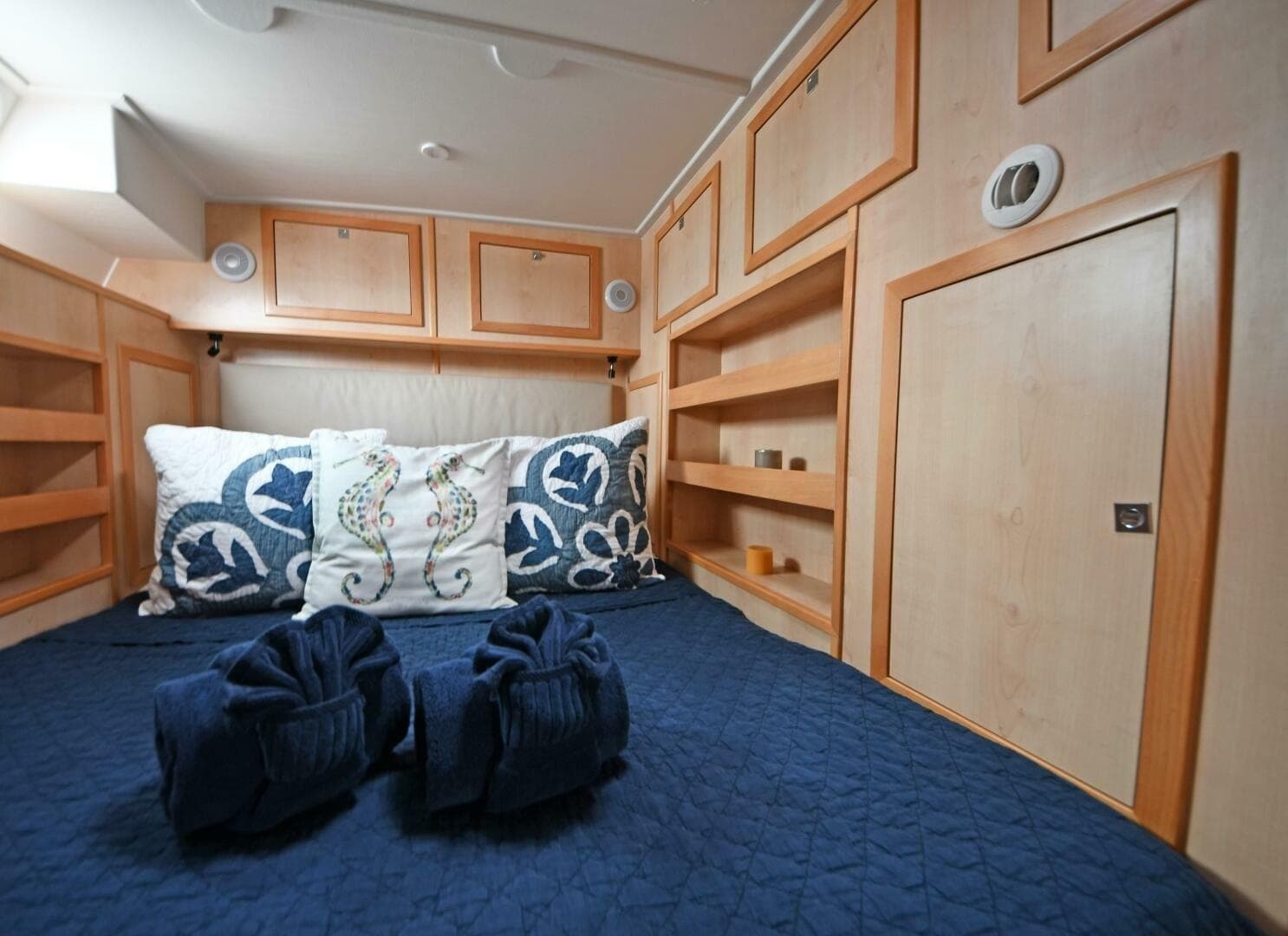 2023 Royal Cape Catamarans 570 Majestic - Image 24