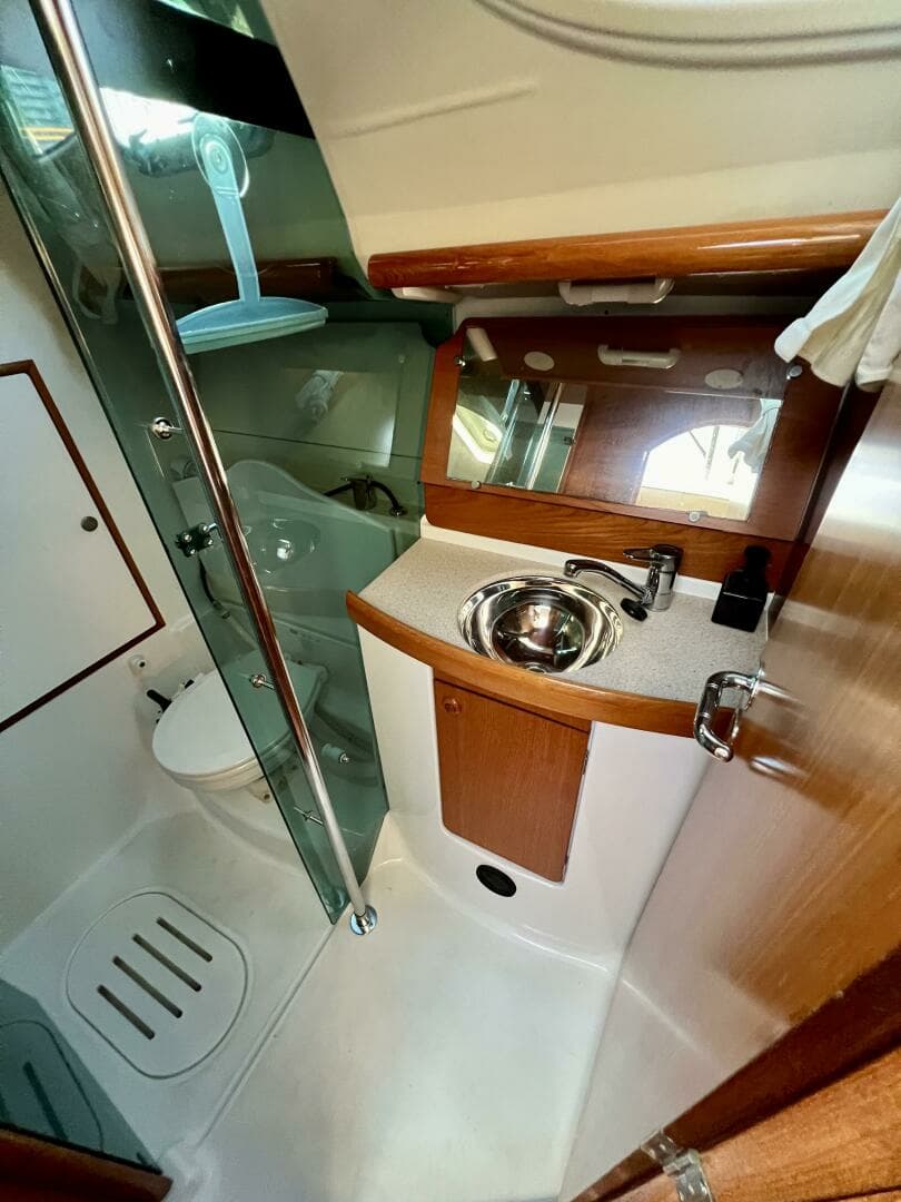 2005 Jeanneau Sun Odyssey 35 - Image 60