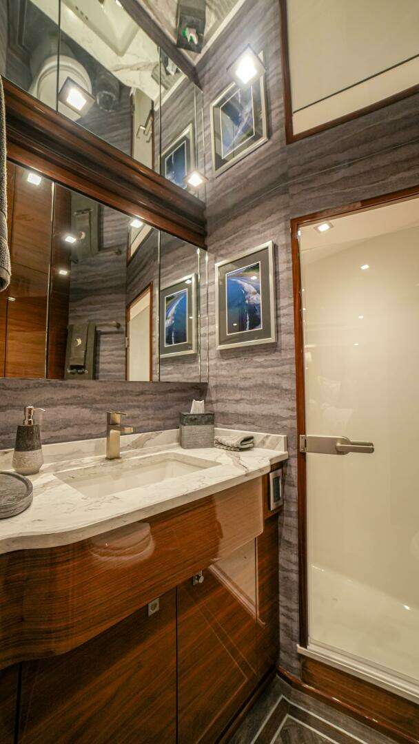 2023 Viking 72 Convertible - Image 76