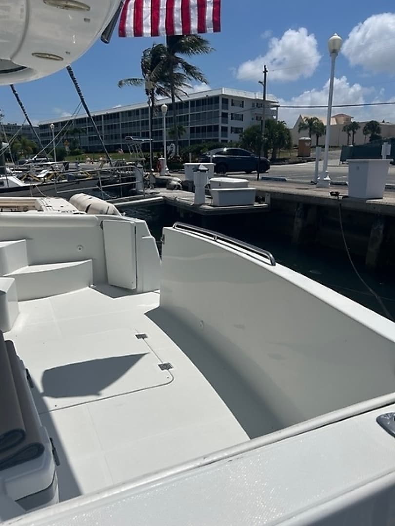 2000 Carver 450 Voyager Pilothouse - Image 13