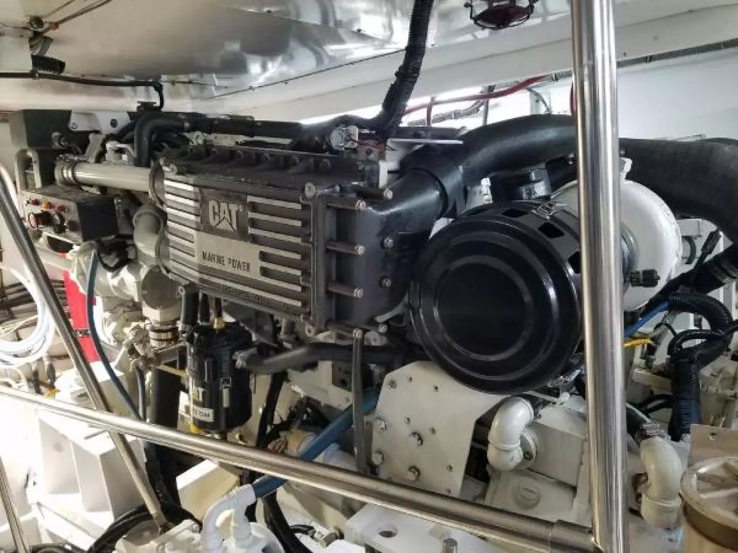 1988 Hatteras Convertible - Image 16