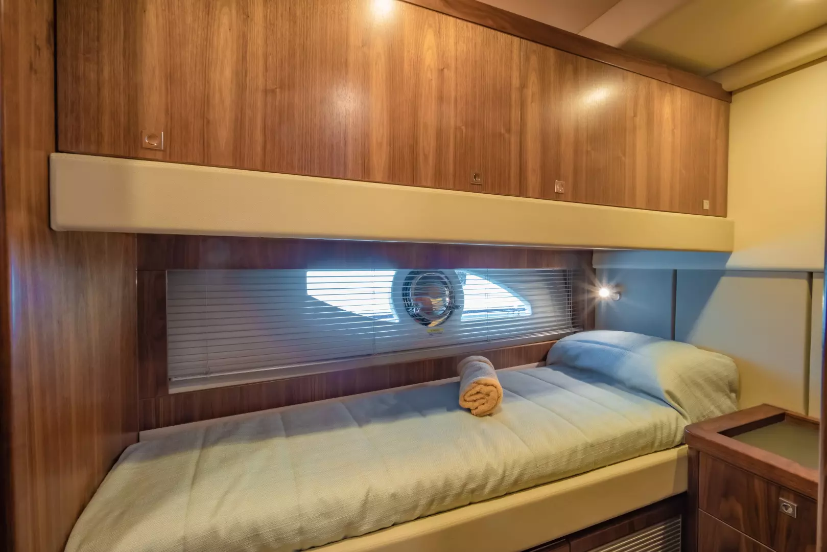2019 Riviera 68 Sport Motor Yacht - Image 13