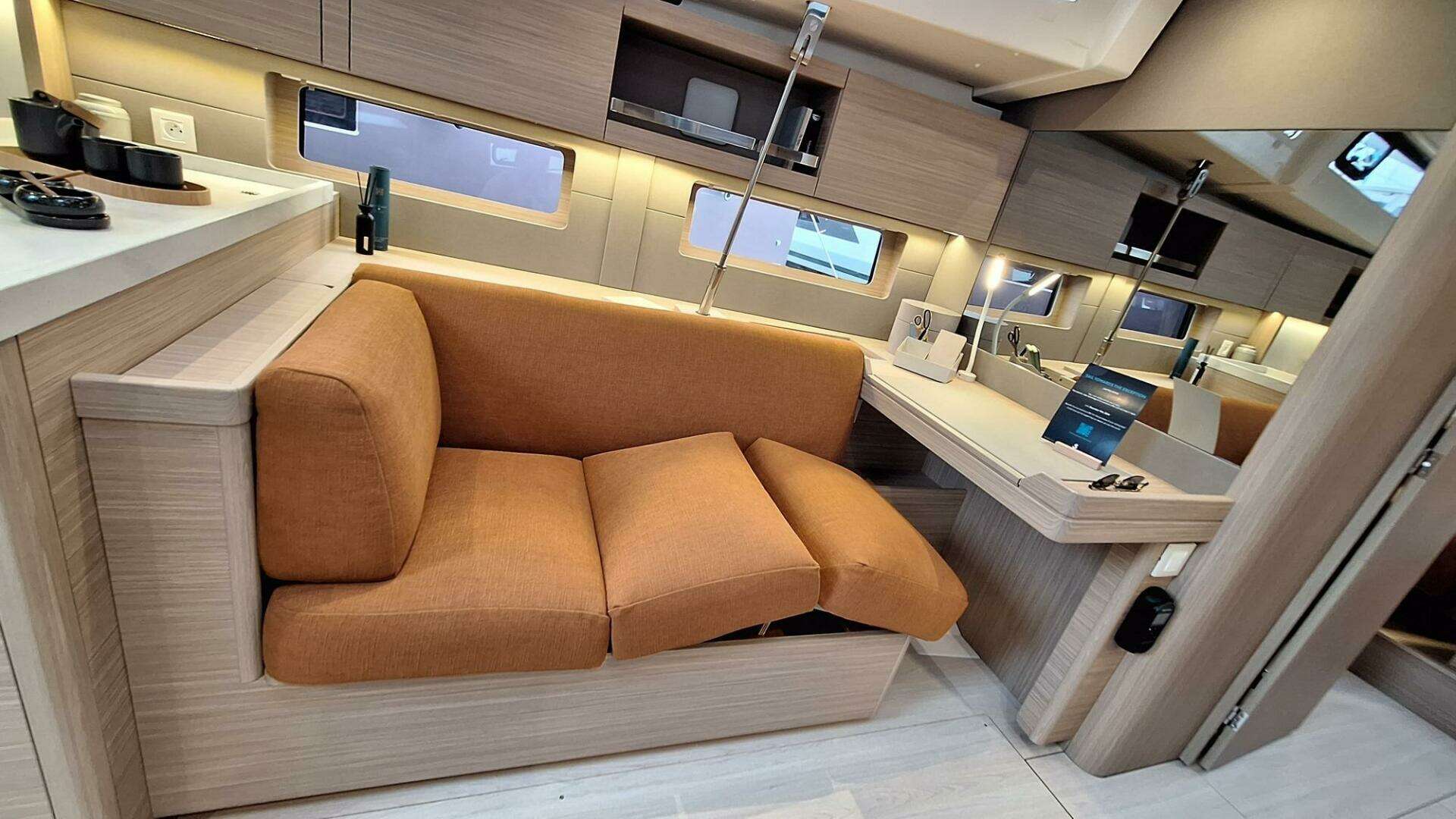 2026 Beneteau Oceanis 47 FIRST LINE - Image 17