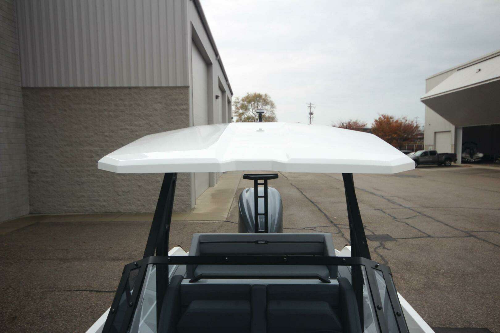 2026 Iron 767 T-Top - Image 32