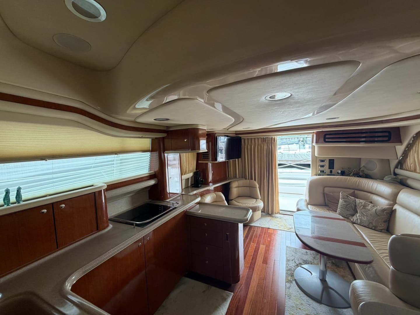2002 Sea Ray 480 Sedan Bridge - Image 19