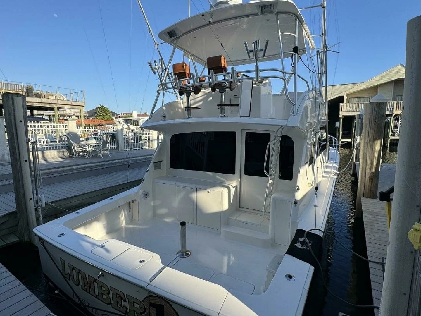 2006 Viking 45 Convertible - Image 30