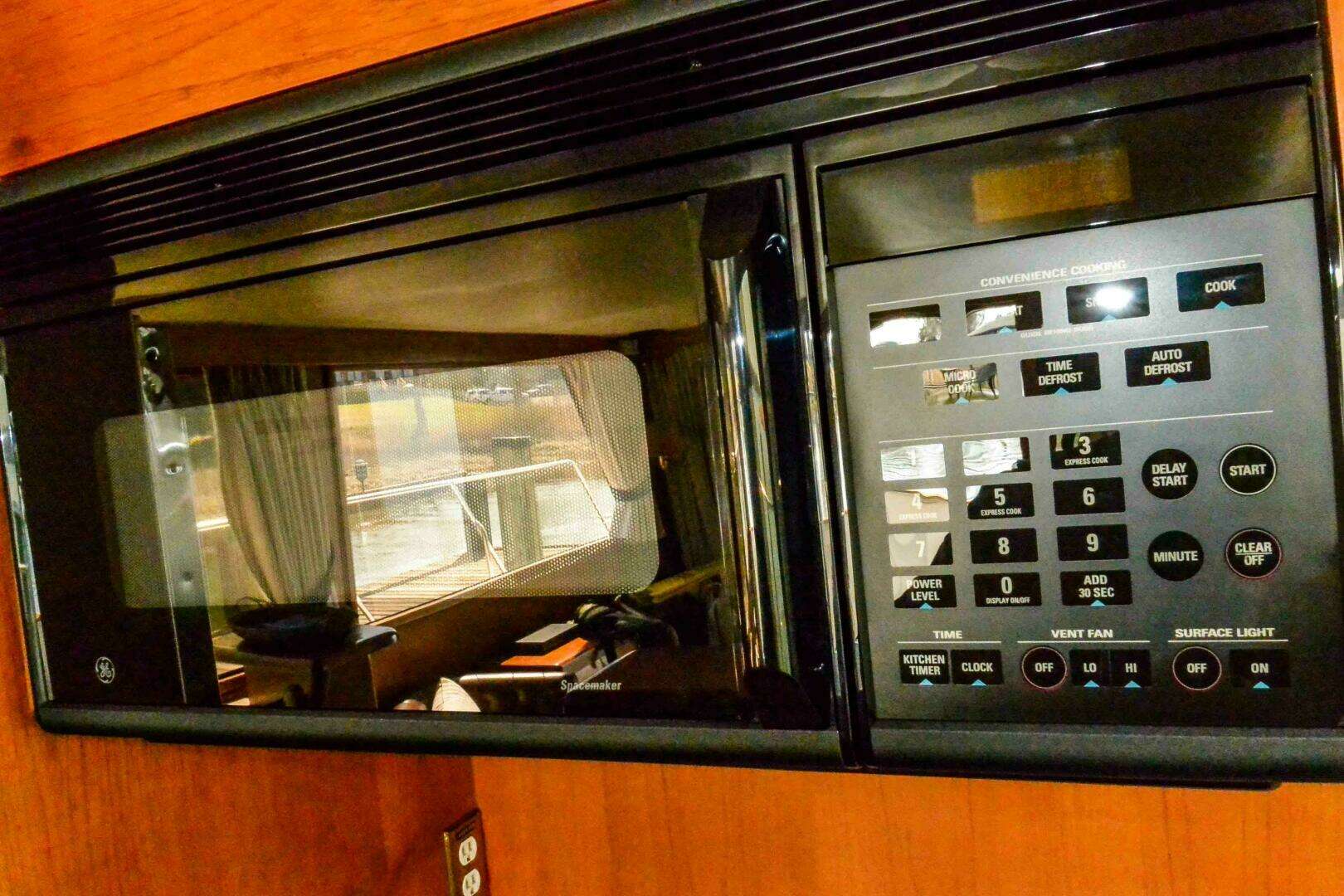 1986 Ocean Alexander Mark II Pilothouse - Image 78