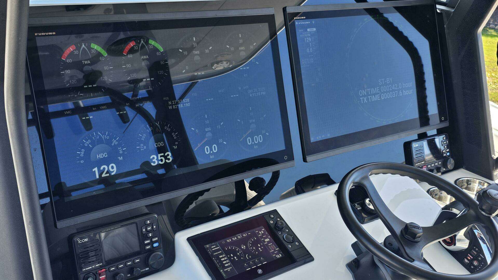 2025 Costa Custom 34SV - Image 30