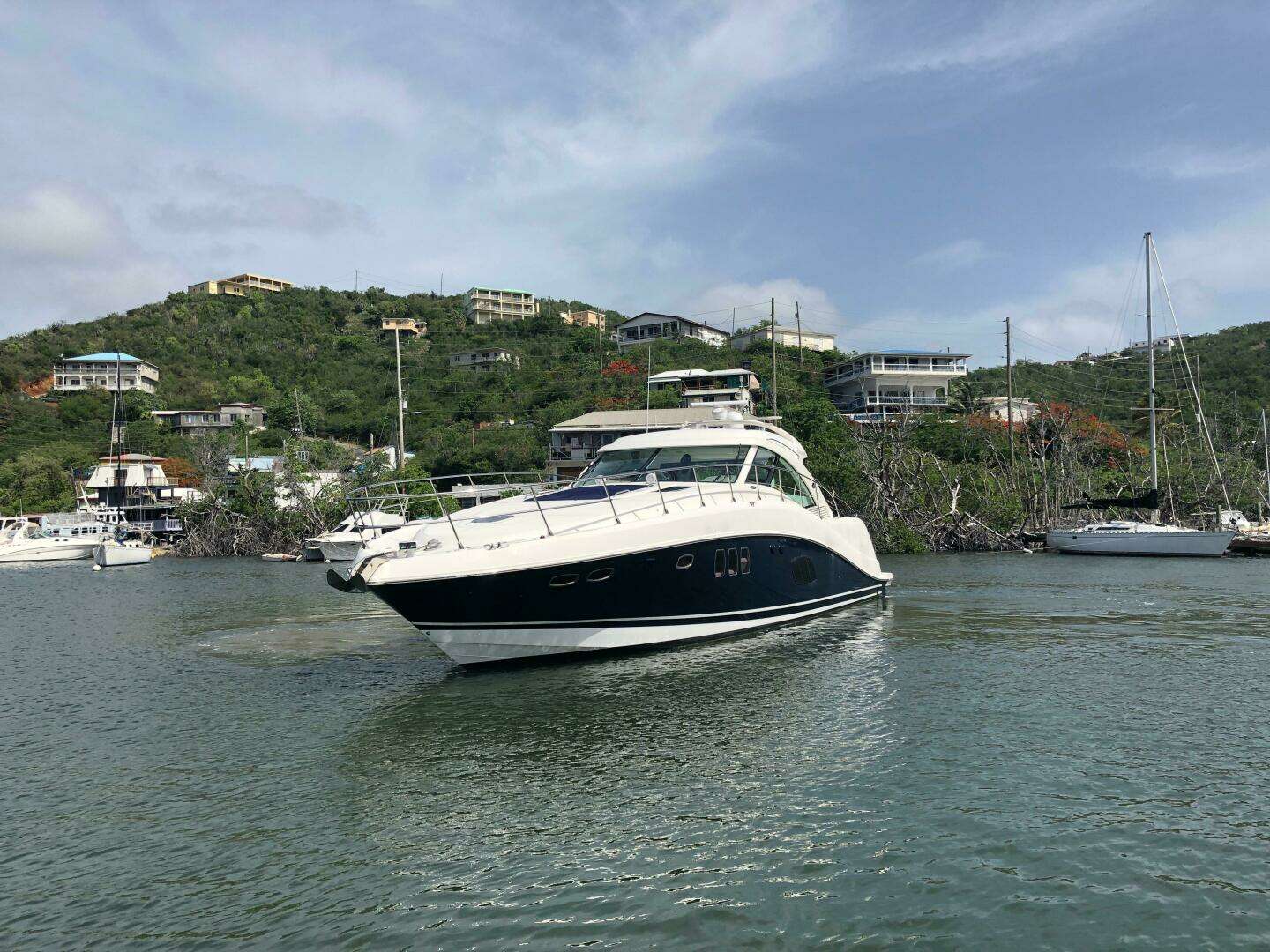 2008 Sea Ray 55 Sundancer - Image 2
