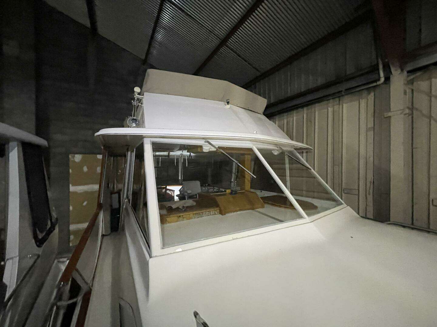 1986 Egg Harbor 40 Motor Yacht - Image 14