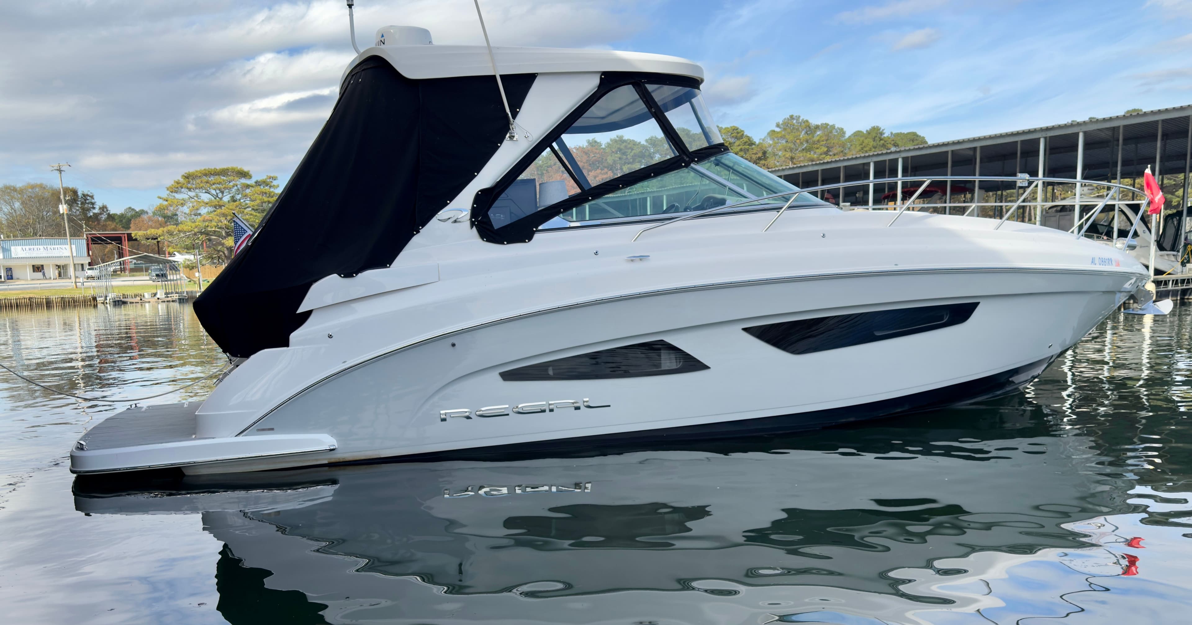 2020 Regal 33 Express