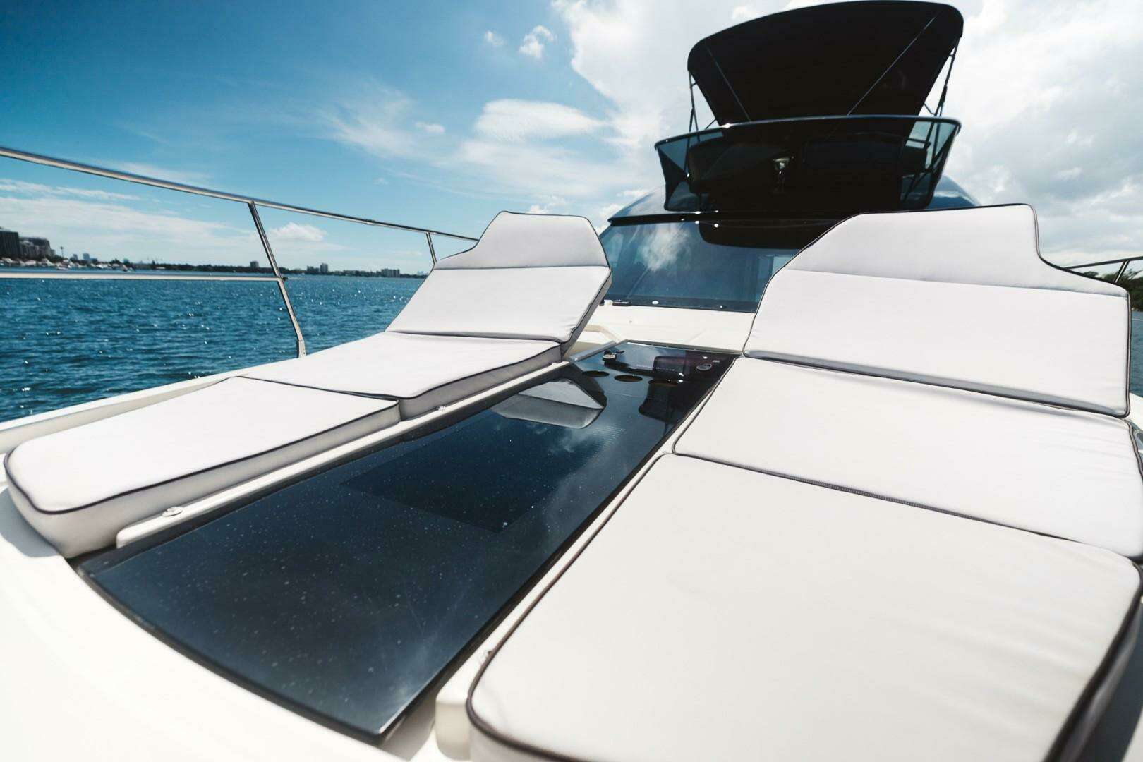 2015 Beneteau Monte Carlo 5 - Image 3