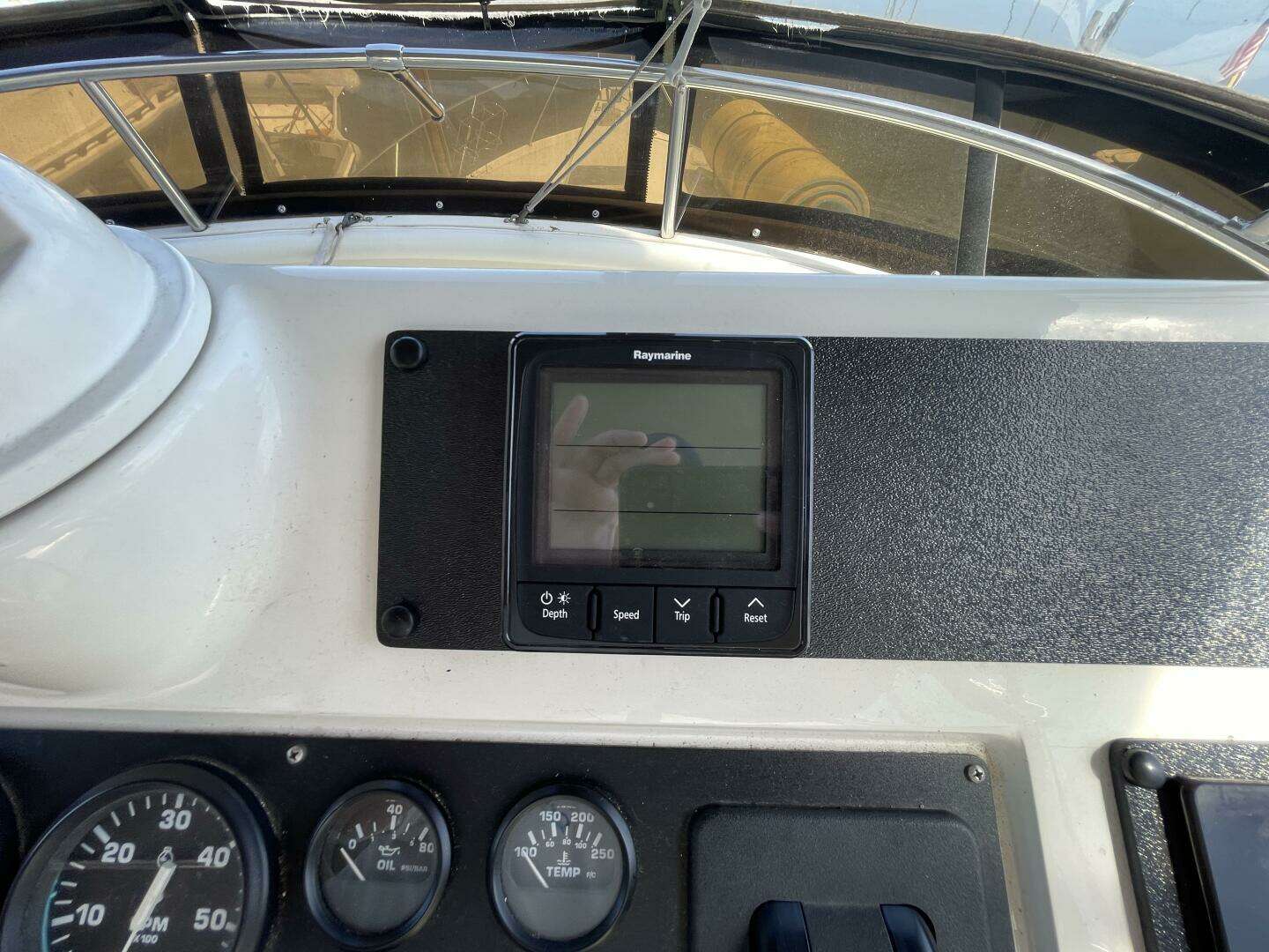1994 Silverton 34 Motor Yacht - Image 16