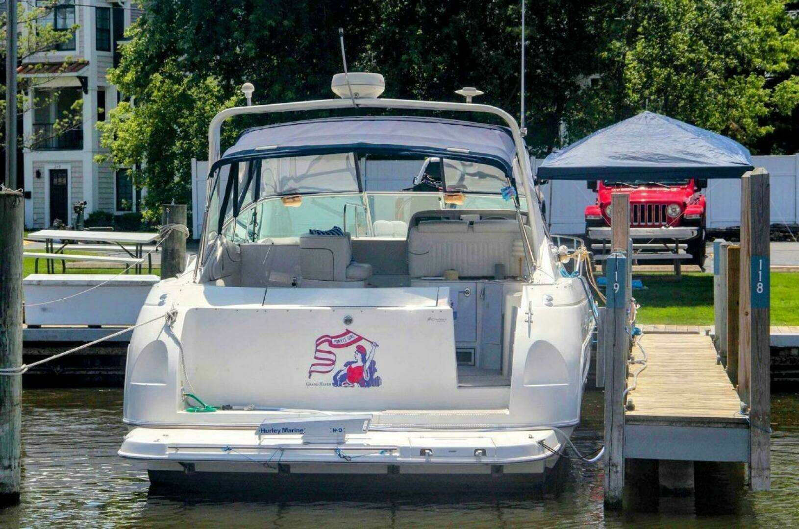 1998 Cruisers Yachts 3575 Esprit - Image 3