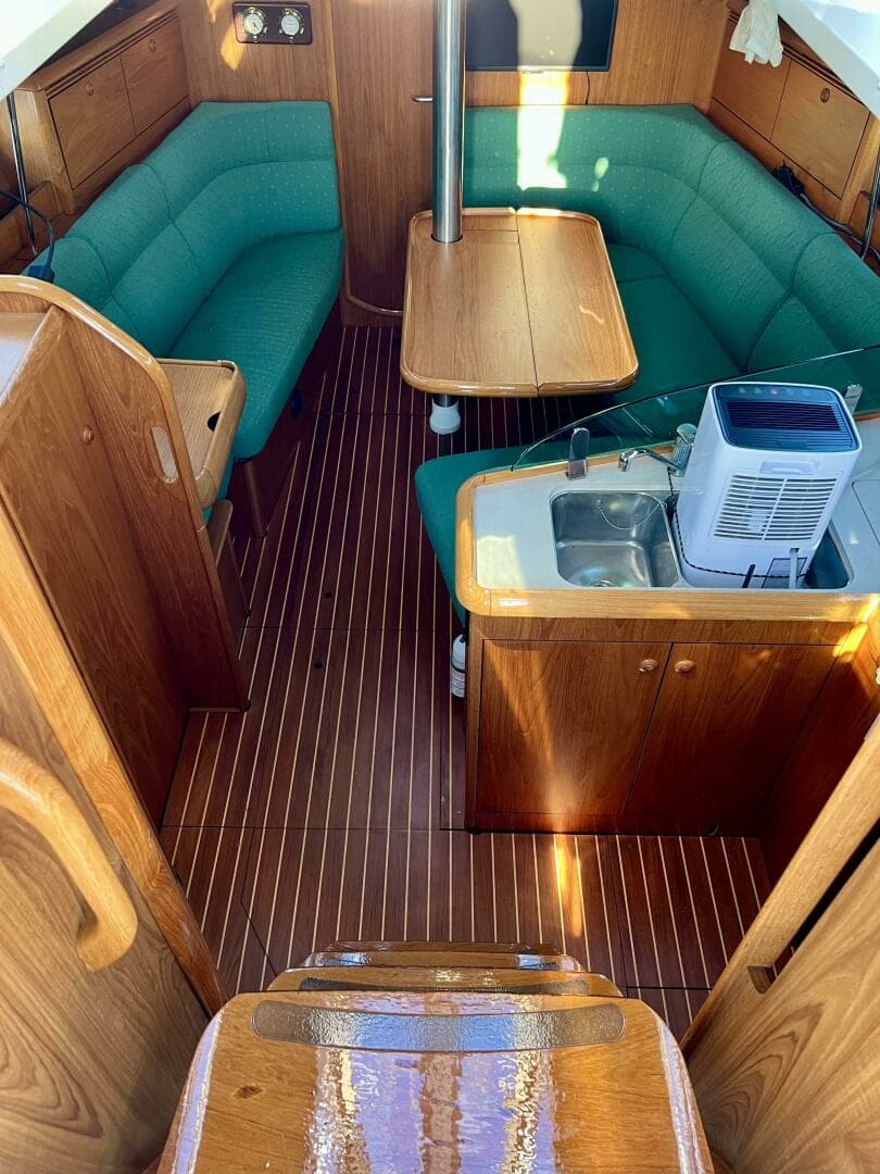 2005 Jeanneau Sun Odyssey 35 - Image 38