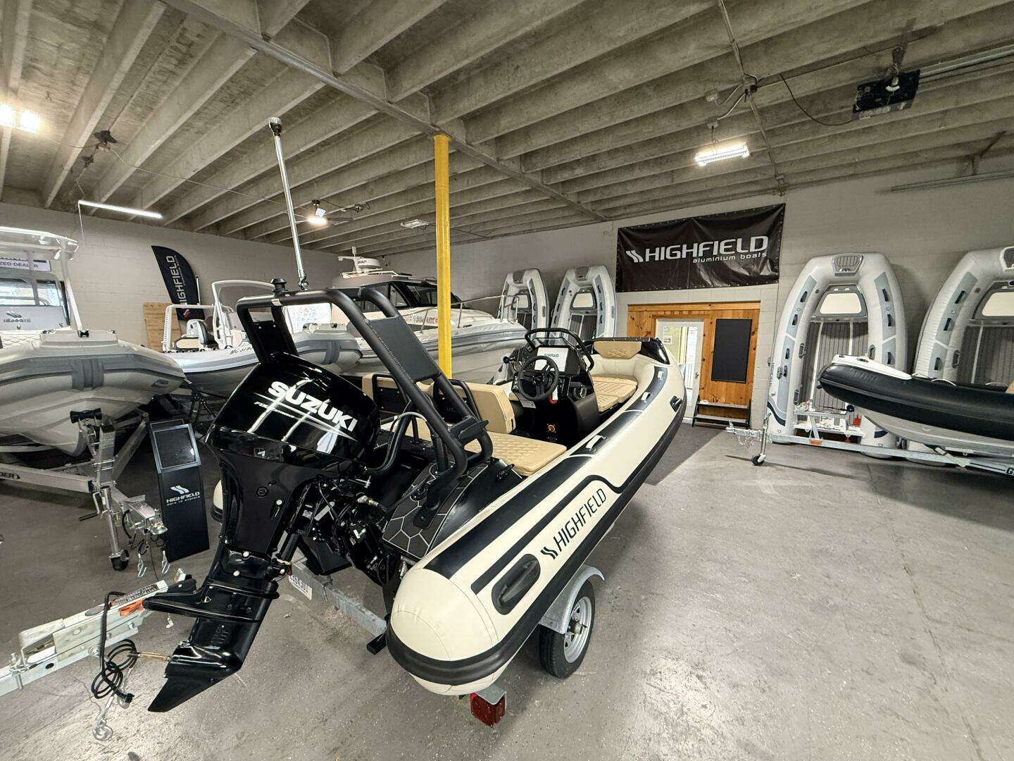 2026 Highfield Sport 420 - Image 3