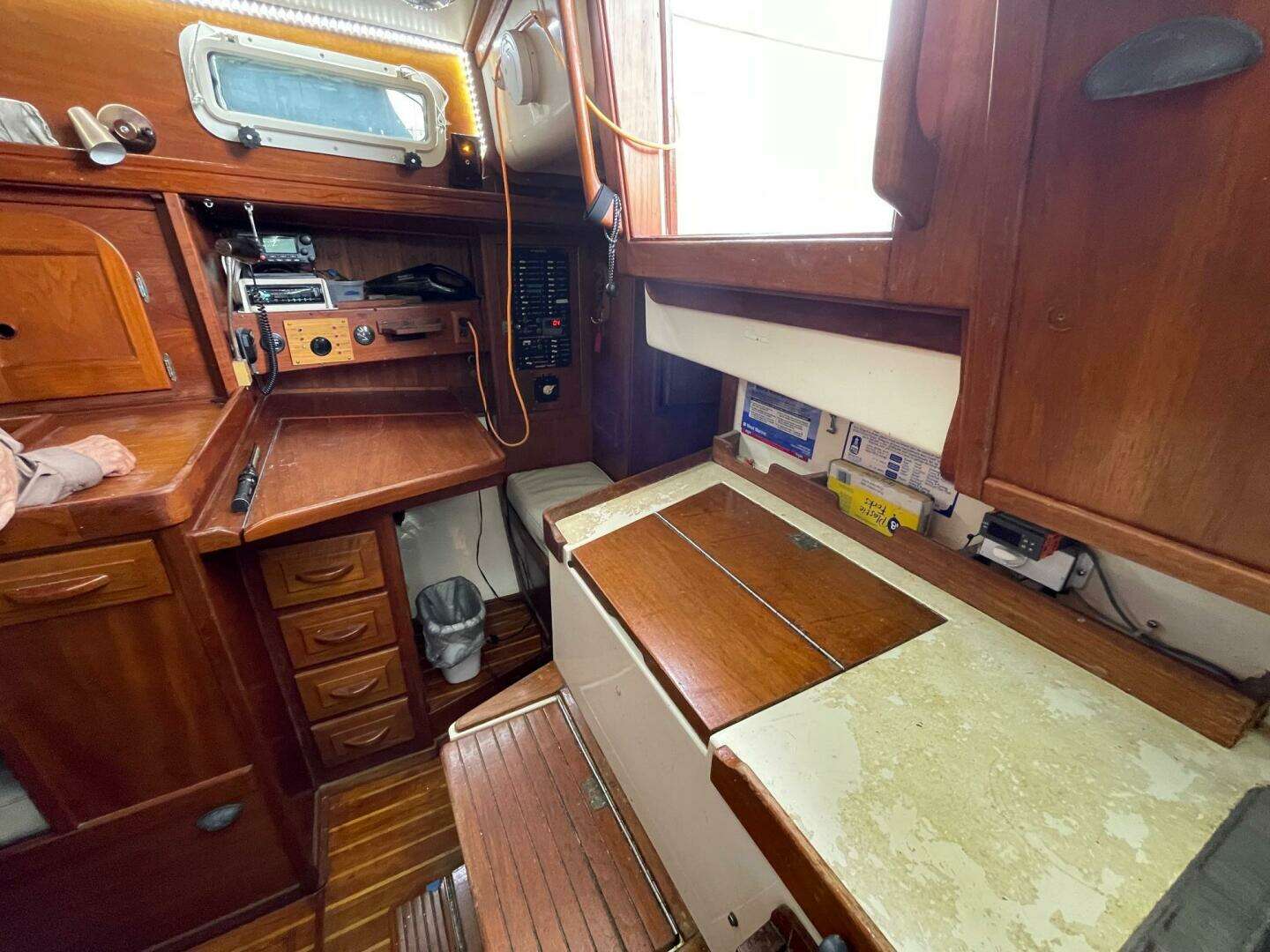 1981 Mariner — - Image 23