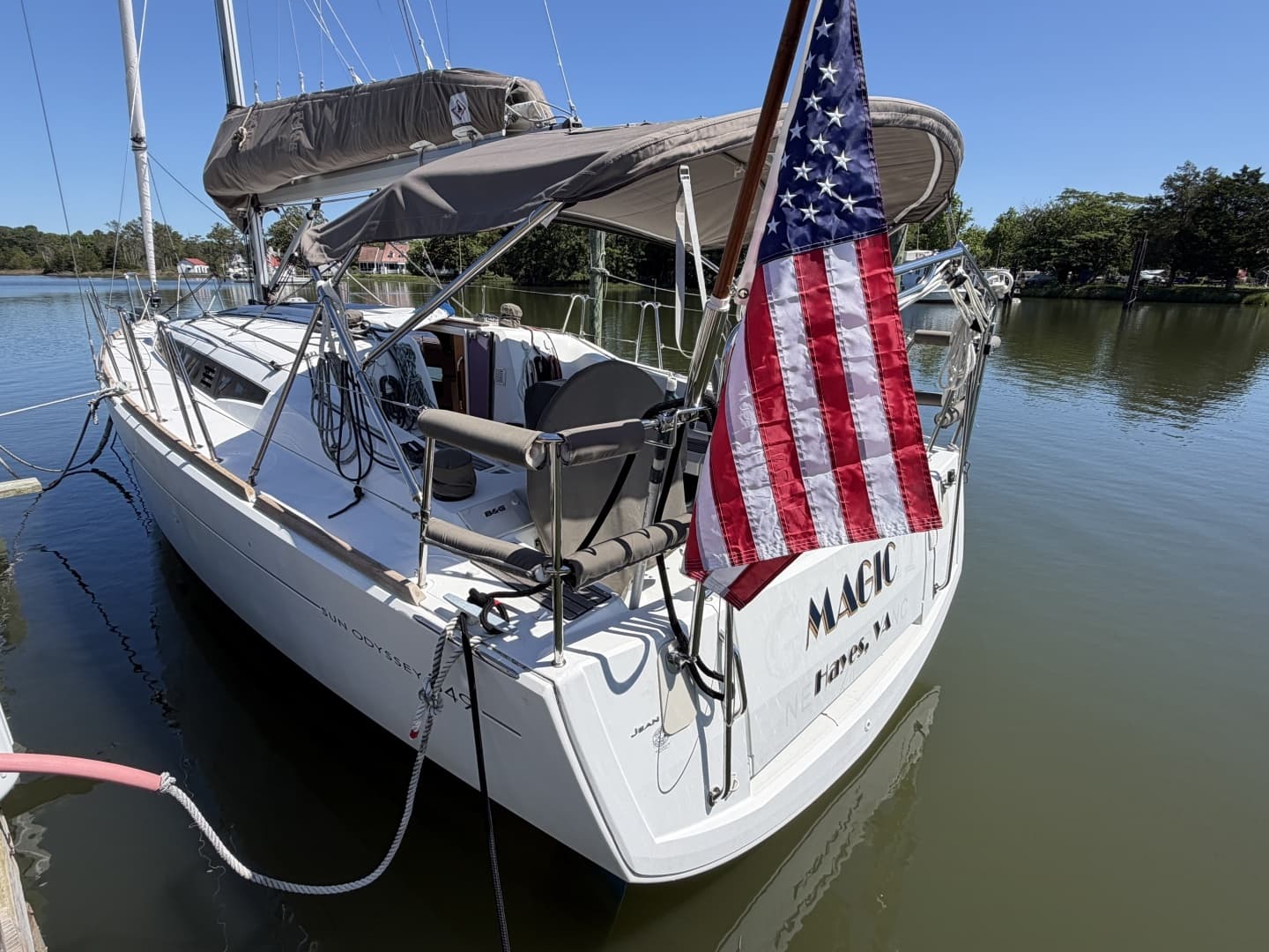 2015 Jeanneau 349 - Image 5