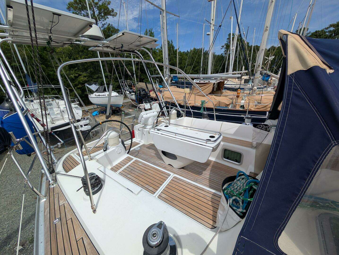 2001 Jeanneau 43 Sun Odyssey - Image 12
