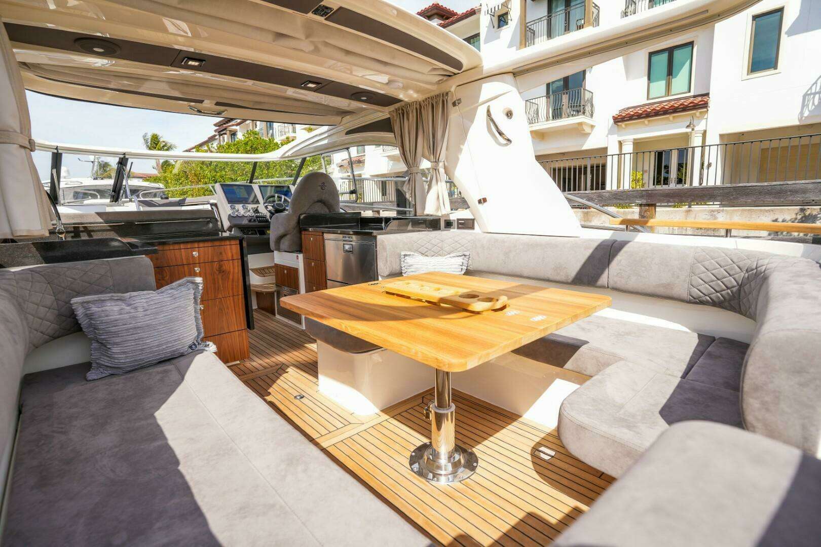2026 Marex 360 Cabriolet Cruiser - Image 17