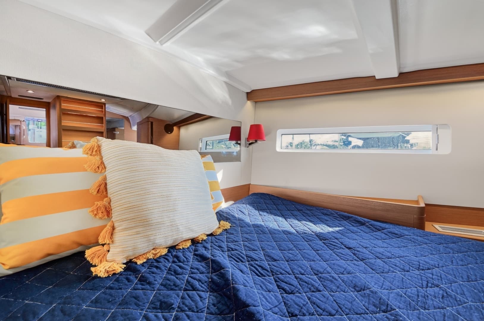 2019 Jeanneau Sun Odyssey 490 - Image 65