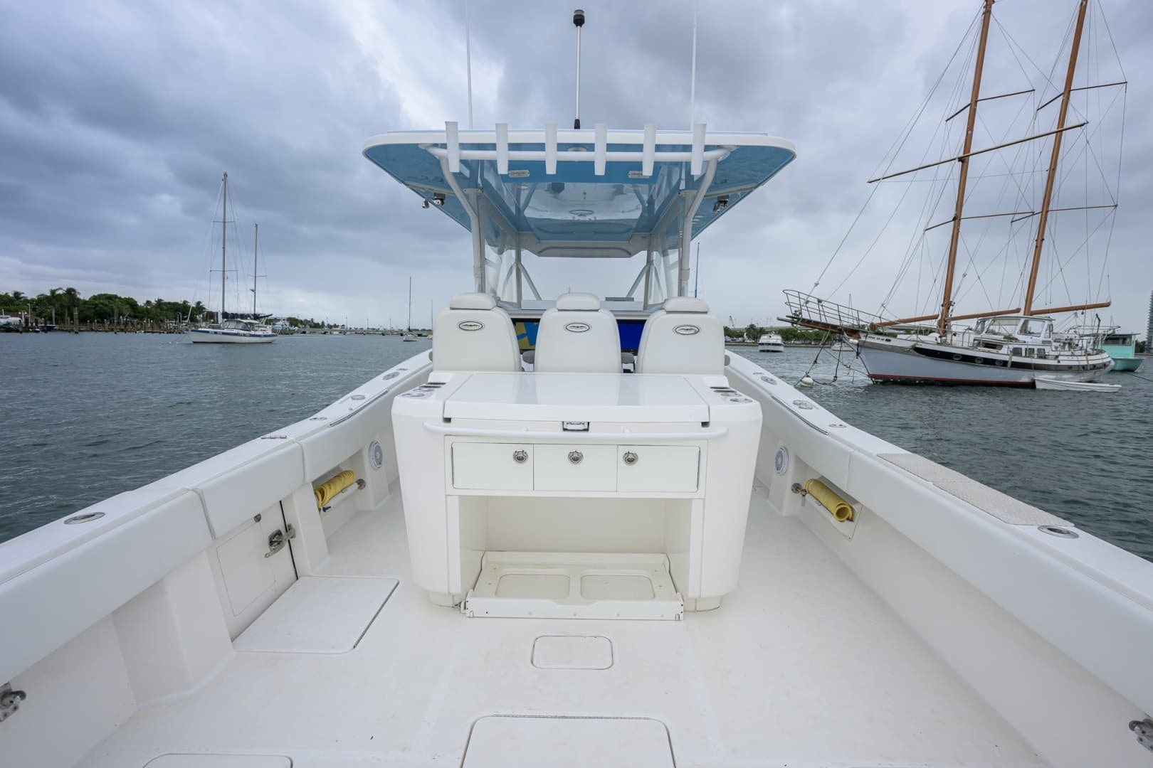 2019 Invincible 42 Open - Image 15