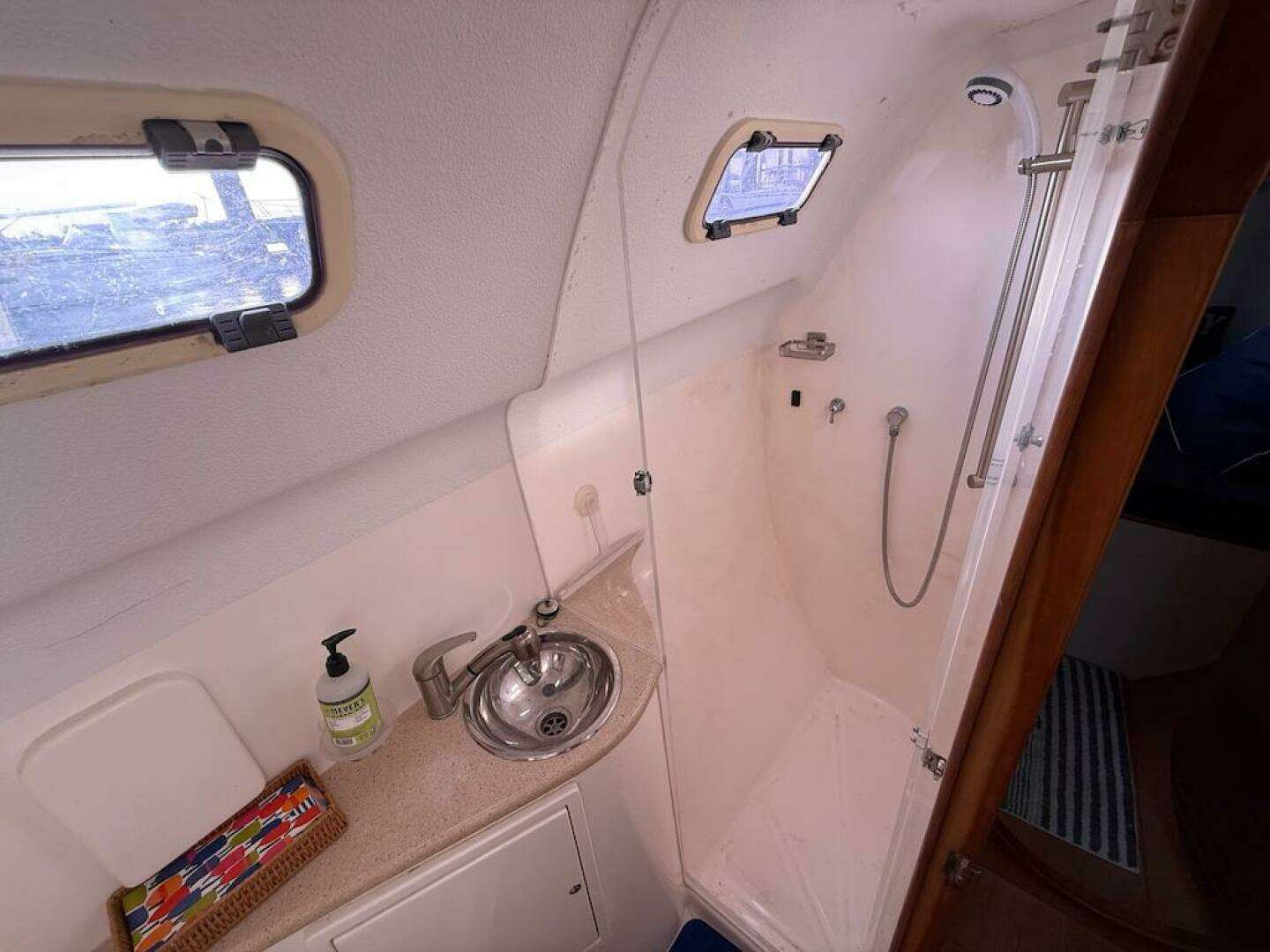 2006 Island Spirit 401 - Image 47