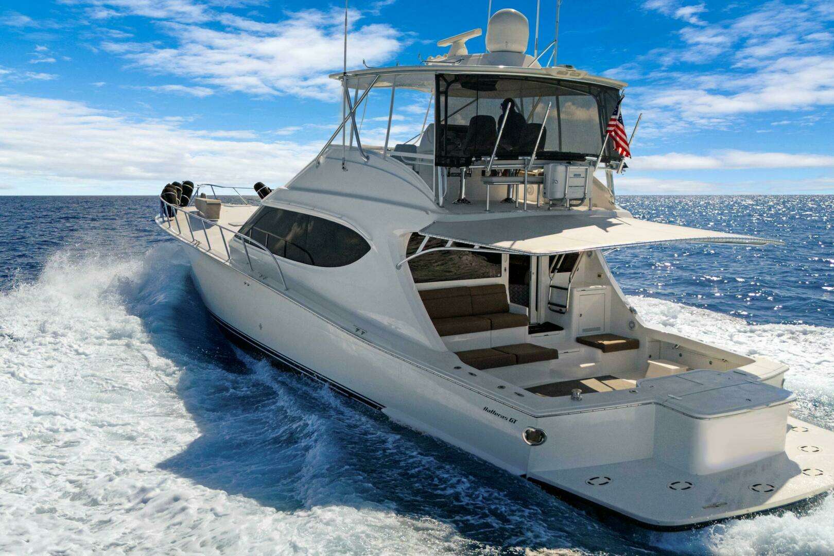 2016 Hatteras GT63 - Image 33