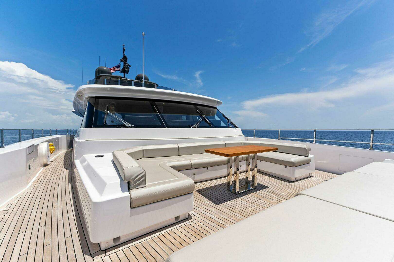 2024 Custom Line Navetta 33 - Image 27