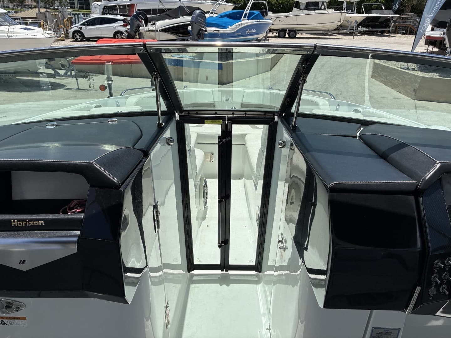 2020 Four Winns H290 OB - Image 11