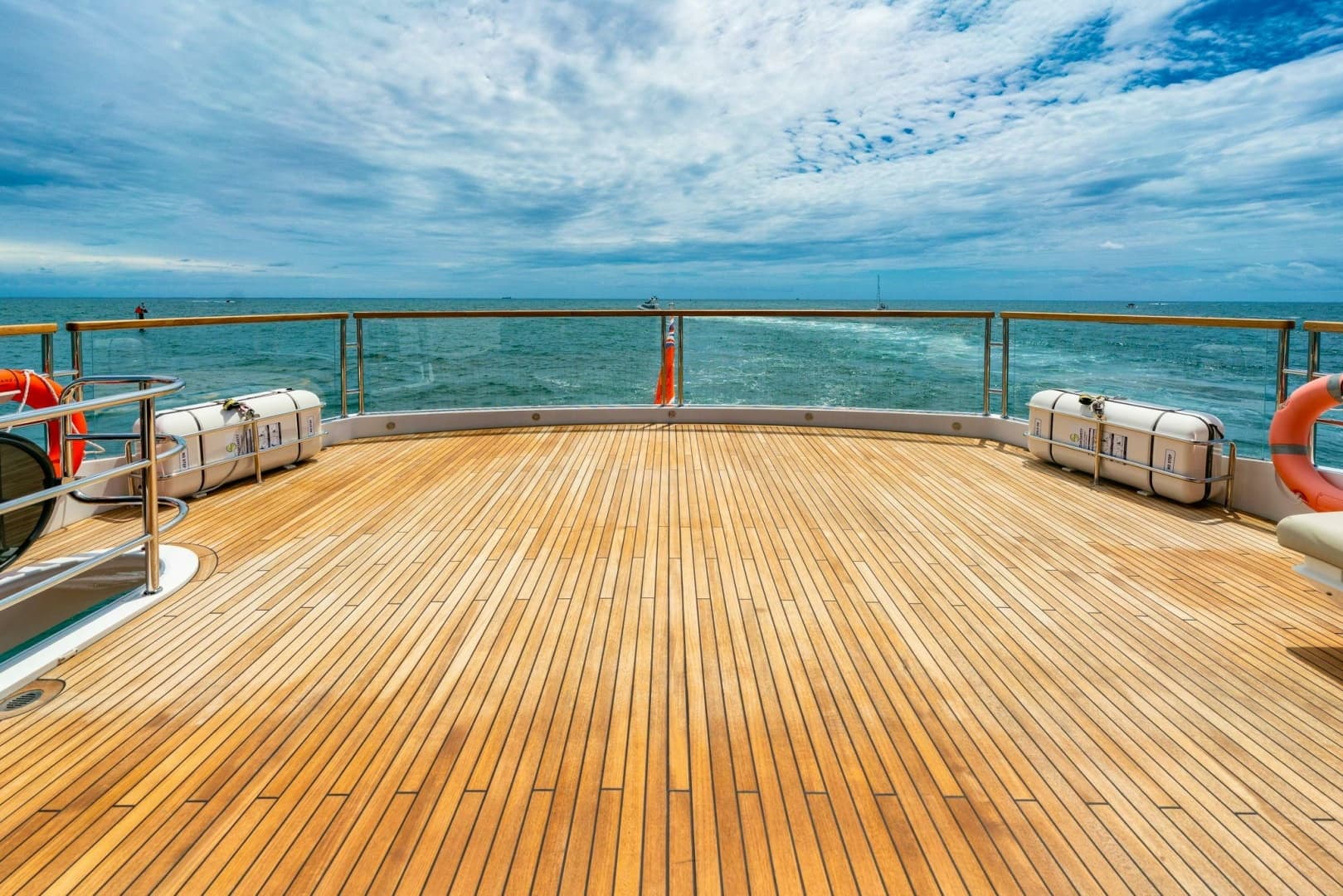 2024 Sunseeker Sunseeker 100 Yacht - Image 38