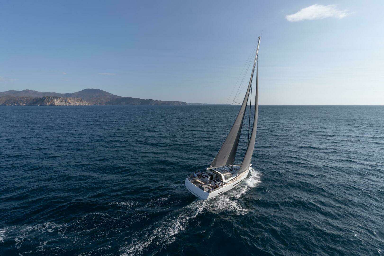 2026 Jeanneau 55 - Image 12