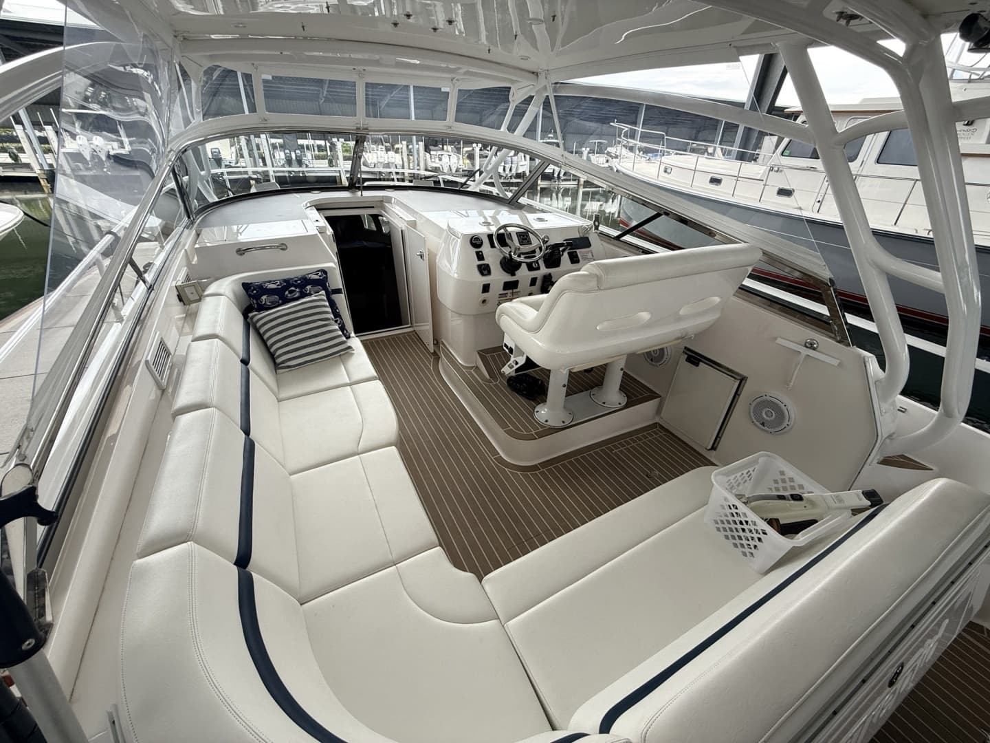 2016 Intrepid — - Image 13