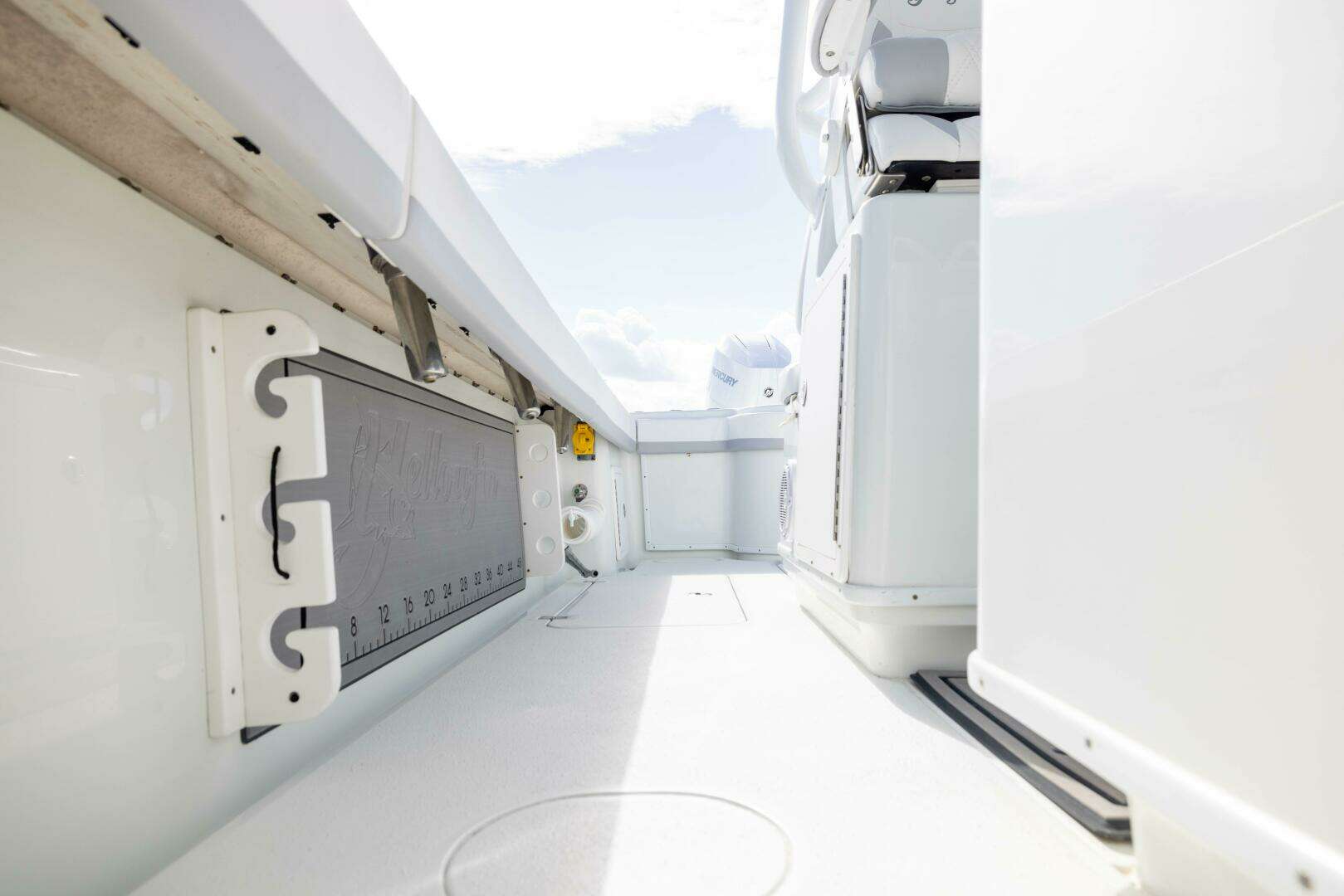2014 Yellowfin 32 Offshore - Image 26