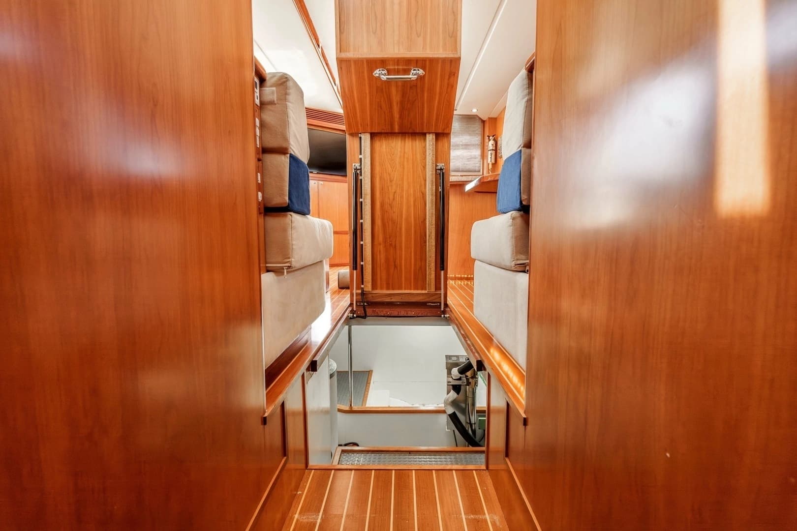 2019 Mikelson 50 Sportfisher - Image 21